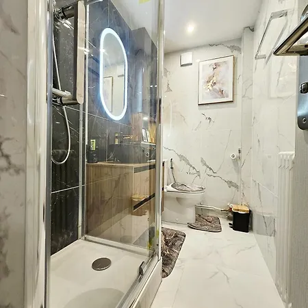 Your Cozy Cove By Paris Le Kremlin-Bicêtre