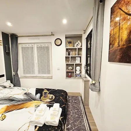 Your Cozy Cove By Paris Apartment *
